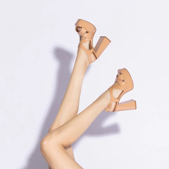 NEW LARROUDE White Leather Bee Heeled Slingback Sandals tan 257 11M0T - Picture 3 of 9